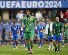 飞速直播-瑞士队凭借守备坚固,锋线进攻毫不留情的球队